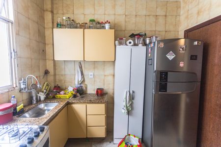 Apartamento à venda com 65m², 2 quartos e 2 vagasCozinha