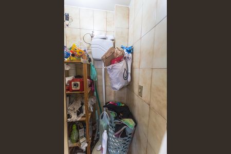 Apartamento à venda com 65m², 2 quartos e 2 vagasBanheiro de serviço