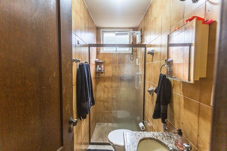 Apartamento à venda com 65m², 2 quartos e 2 vagasBanheiro Social