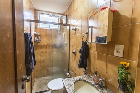 Apartamento à venda com 65m², 2 quartos e 2 vagasBanheiro Social