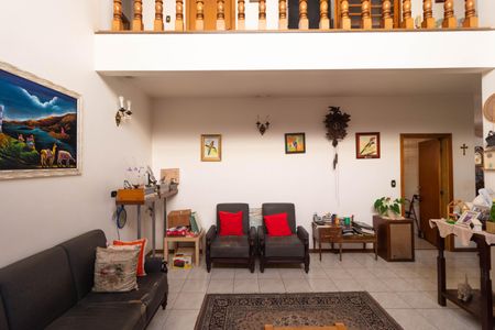 Casa à venda com 450m², 5 quartos e 4 vagas Casa à venda com 450m², 5 quartos e 4 vagasSalas