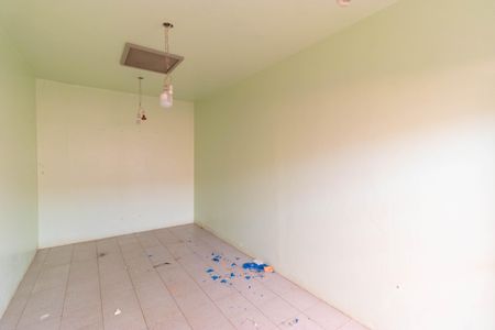 Casa à venda com 450m², 5 quartos e 4 vagas Casa à venda com 450m², 5 quartos e 4 vagas Edicula/Quarto anexo 02