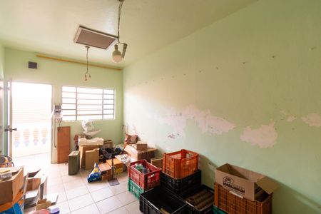 Casa à venda com 450m², 5 quartos e 4 vagas Casa à venda com 450m², 5 quartos e 4 vagas Edicula /Quarto anexo 01