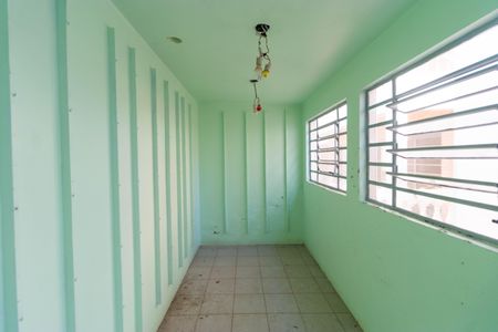Casa à venda com 450m², 5 quartos e 4 vagas Casa à venda com 450m², 5 quartos e 4 vagas Edicula /Quarto anexo 08
