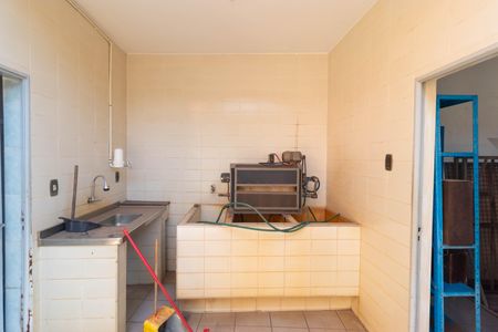 Casa à venda com 450m², 5 quartos e 4 vagas Casa à venda com 450m², 5 quartos e 4 vagasÁrea de Serviço Externa