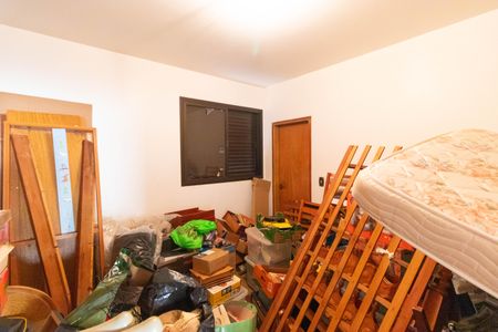 Casa à venda com 450m², 5 quartos e 4 vagas Casa à venda com 450m², 5 quartos e 4 vagasSuíte 03