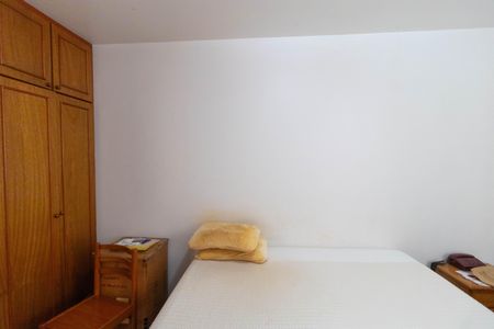 Casa à venda com 450m², 5 quartos e 4 vagas Casa à venda com 450m², 5 quartos e 4 vagasSuíte 04