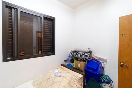 Casa à venda com 450m², 5 quartos e 4 vagas Casa à venda com 450m², 5 quartos e 4 vagasQuarto de Serviço