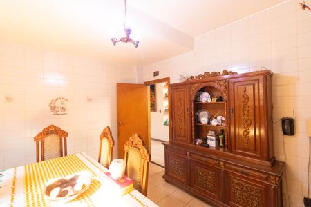 Casa à venda com 450m², 5 quartos e 4 vagas Casa à venda com 450m², 5 quartos e 4 vagasCopa