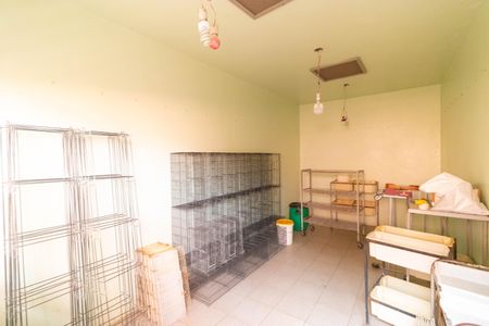 Casa à venda com 450m², 5 quartos e 4 vagas Casa à venda com 450m², 5 quartos e 4 vagas Edicula /Quarto anexo 04