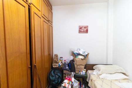 Casa à venda com 450m², 5 quartos e 4 vagas Casa à venda com 450m², 5 quartos e 4 vagasQuarto de Serviço