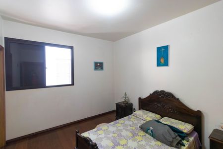 Casa à venda com 450m², 5 quartos e 4 vagas Casa à venda com 450m², 5 quartos e 4 vagasSuíte 05