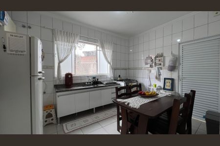 Casa à venda com 124m², 2 quartos e 1 vaga Casa à venda com 124m², 2 quartos e 1 vagaCozinha