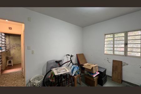 Casa à venda com 124m², 2 quartos e 1 vaga Casa à venda com 124m², 2 quartos e 1 vagaEdícula