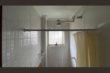 Casa à venda com 124m², 2 quartos e 1 vaga Casa à venda com 124m², 2 quartos e 1 vagaBanheiro da Edícula