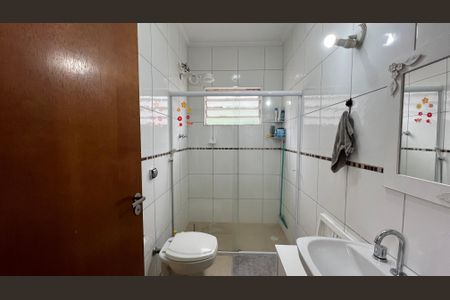 Casa à venda com 124m², 2 quartos e 1 vaga Casa à venda com 124m², 2 quartos e 1 vagaBanheiro