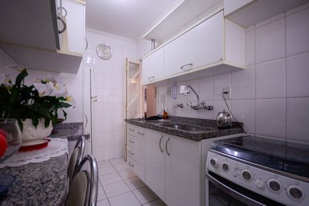 Apartamento à venda com 65m², 2 quartos e 1 vaga Apartamento à venda com 65m², 2 quartos e 1 vagaCozinha/Área de Serviço