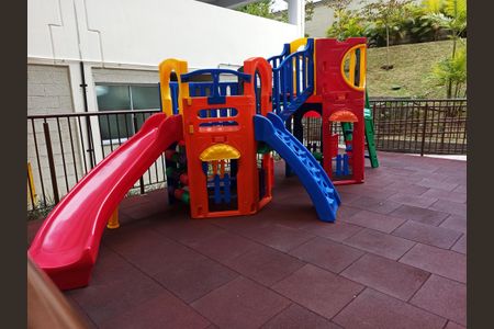 Apartamento à venda com 43m², 2 quartos e 1 vaga Apartamento à venda com 43m², 2 quartos e 1 vagaPlayground