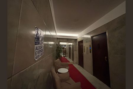 Apartamento à venda com 130m², 4 quartos e sem vaga Apartamento à venda com 130m², 4 quartos e sem vagaPlaca