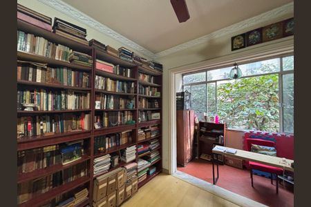 Apartamento à venda com 130m², 4 quartos e sem vaga Apartamento à venda com 130m², 4 quartos e sem vagaQuarto 1