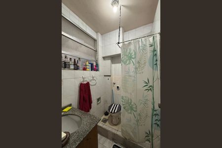 Apartamento à venda com 130m², 4 quartos e sem vaga Apartamento à venda com 130m², 4 quartos e sem vagaBanheiro da Suíte