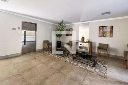 Apartamento à venda com 80m², 2 quartos e 1 vaga Apartamento à venda com 80m², 2 quartos e 1 vagaHall social