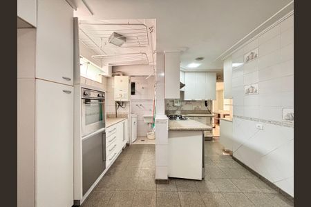 Apartamento à venda com 80m², 2 quartos e 1 vaga Apartamento à venda com 80m², 2 quartos e 1 vagaCozinha