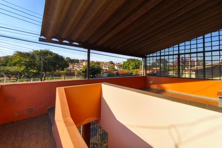 Casa à venda com 250m², 4 quartos e 2 vagasQuintal