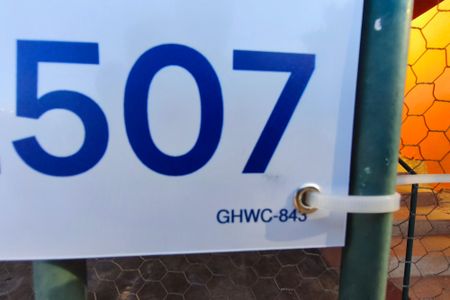 Casa à venda com 250m², 4 quartos e 2 vagasPLACA INSTALADA NA FACHADA