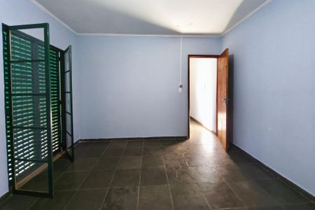Casa à venda com 250m², 4 quartos e 2 vagasQuarto