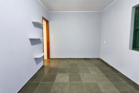 Casa à venda com 250m², 4 quartos e 2 vagasSuíte