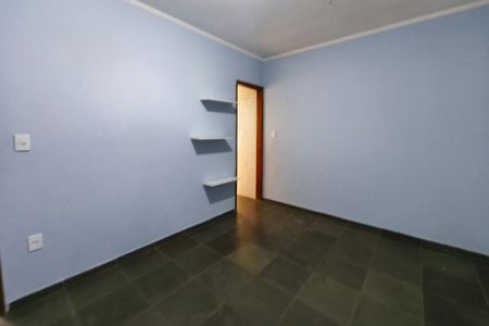 Casa à venda com 250m², 4 quartos e 2 vagasSuíte