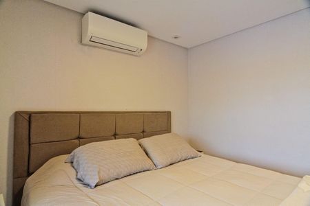 Casa à venda com 240m², 3 quartos e 2 vagasSuíte 1