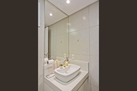 Casa à venda com 240m², 3 quartos e 2 vagasBanheiro da Suíte 2