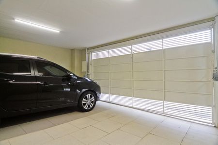 Casa à venda com 240m², 3 quartos e 2 vagasGaragem