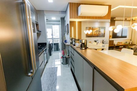 Apartamento à venda com 75m², 2 quartos e 2 vagas Apartamento à venda com 75m², 2 quartos e 2 vagasCozinha - Armários