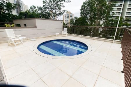 Apartamento à venda com 75m², 2 quartos e 2 vagas Apartamento à venda com 75m², 2 quartos e 2 vagasÁrea comum - Piscina