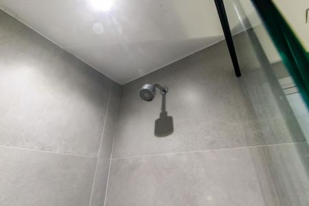 Apartamento à venda com 75m², 2 quartos e 2 vagas Apartamento à venda com 75m², 2 quartos e 2 vagasBanheiro da Suíte 2 - chuveiro