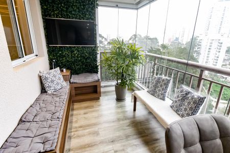 Apartamento à venda com 75m², 2 quartos e 2 vagas Apartamento à venda com 75m², 2 quartos e 2 vagasVaranda gourmet