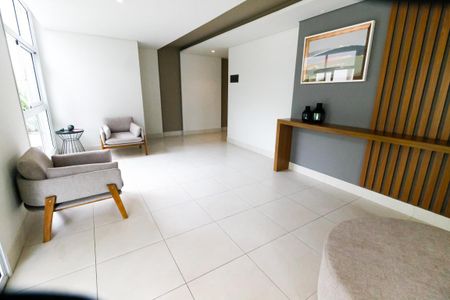 Apartamento à venda com 75m², 2 quartos e 2 vagas Apartamento à venda com 75m², 2 quartos e 2 vagasHall de entrada