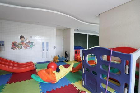 Apartamento para alugar com 88m², 2 quartos e 1 vaga Apartamento para alugar com 88m², 2 quartos e 1 vagaÁrea comum - Playground