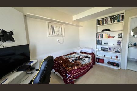 Apartamento à venda com 112m², 3 quartos e 2 vagasSuíte 2