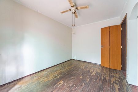 Casa à venda com 385m², 4 quartos e 3 vagasSala de TV