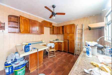 Casa à venda com 385m², 4 quartos e 3 vagasCozinha