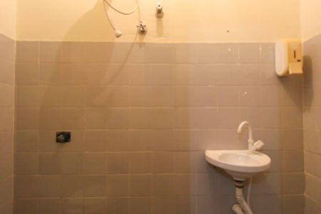 Casa à venda com 234m², 1 quarto e sem vaga Casa à venda com 234m², 1 quarto e sem vagaBanheiro