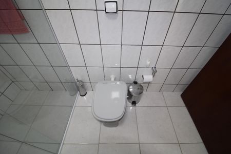 Casa à venda com 120m², 4 quartos e 4 vagasCasa 2 - Banheiro Suíte