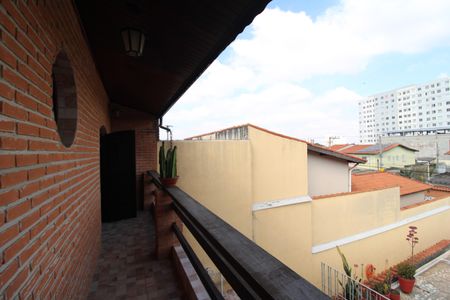 Casa à venda com 120m², 4 quartos e 4 vagasCasa 2 - Suíte 2 Varanda