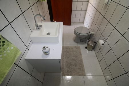 Casa à venda com 120m², 4 quartos e 4 vagasCasa 2 - Banheiro Suíte 2