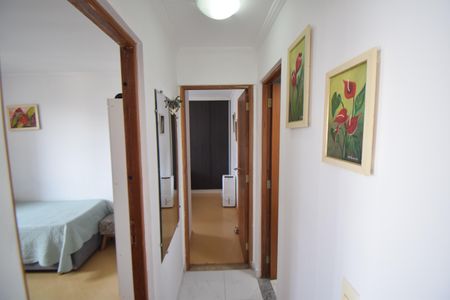 Apartamento à venda com 60m², 2 quartos e 1 vaga Apartamento à venda com 60m², 2 quartos e 1 vagaCorredor