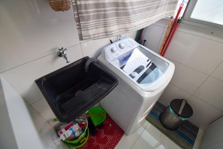 Apartamento à venda com 60m², 2 quartos e 1 vaga Apartamento à venda com 60m², 2 quartos e 1 vagaÁrea de Serviço